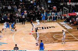 开云体育中国-黄蜂鏖战意大利男篮，巴图姆高光表现