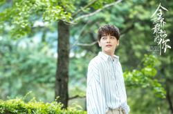 开云体育官网-足球艺术的两种笔法，比利亚雷亚尔的交响乐与特奥·埃尔南德斯的个人史诗