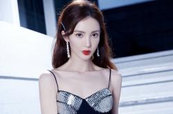 开云体育登录-当米切尔的炸裂艺术，撞碎北京队的钢铁防线