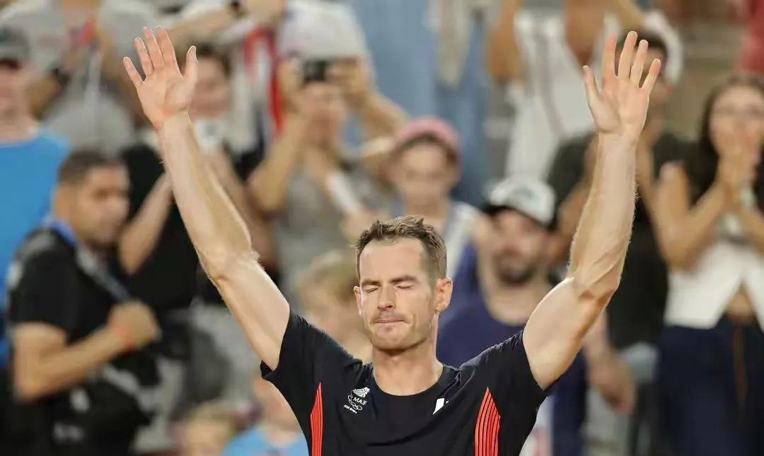 意大利网球队逆转澳大利亚网球队，穆雷制霸全场