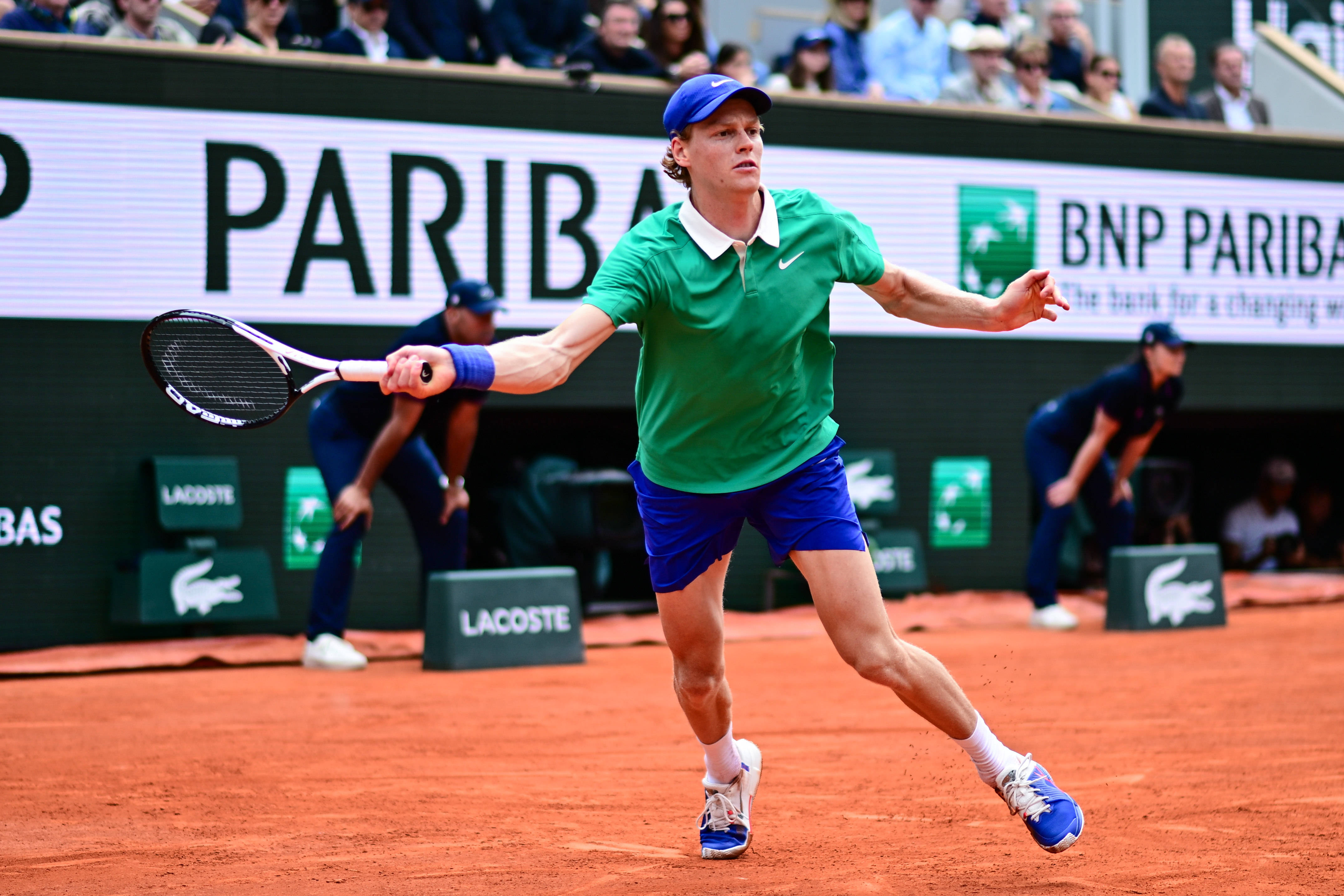 包含欧洲网球队横扫美国网球队，阿尔卡拉斯爆发神勇的词条