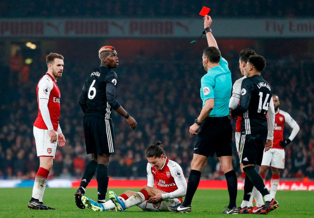 阿森纳血洗里昂，博格巴爆发神勇