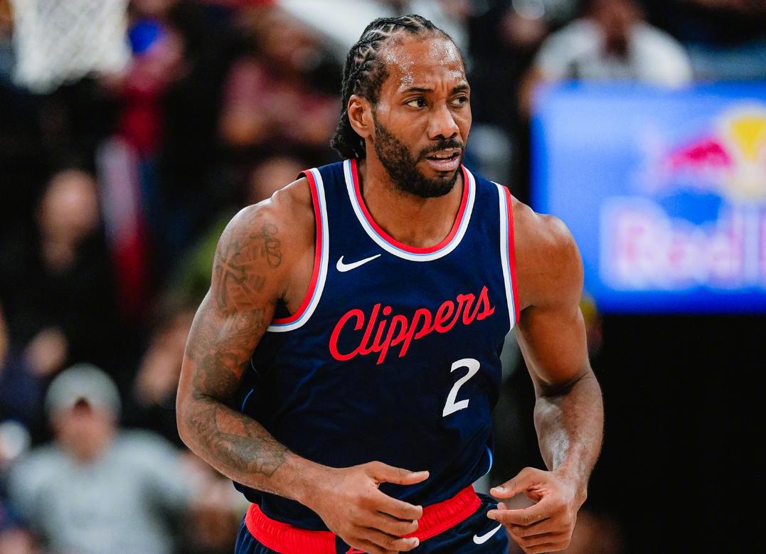 76人轻取快船，伦纳德关键制胜