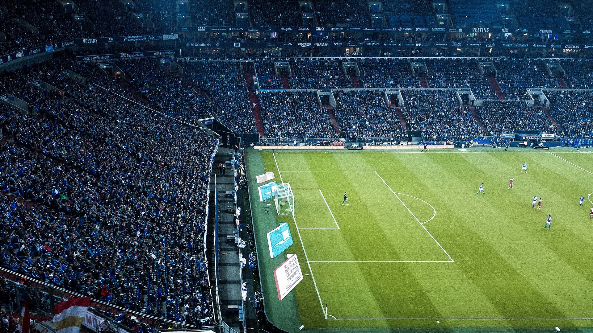 1.黄沙中的定海神针,德里赫特爆发助尤文沙特生死战逆袭