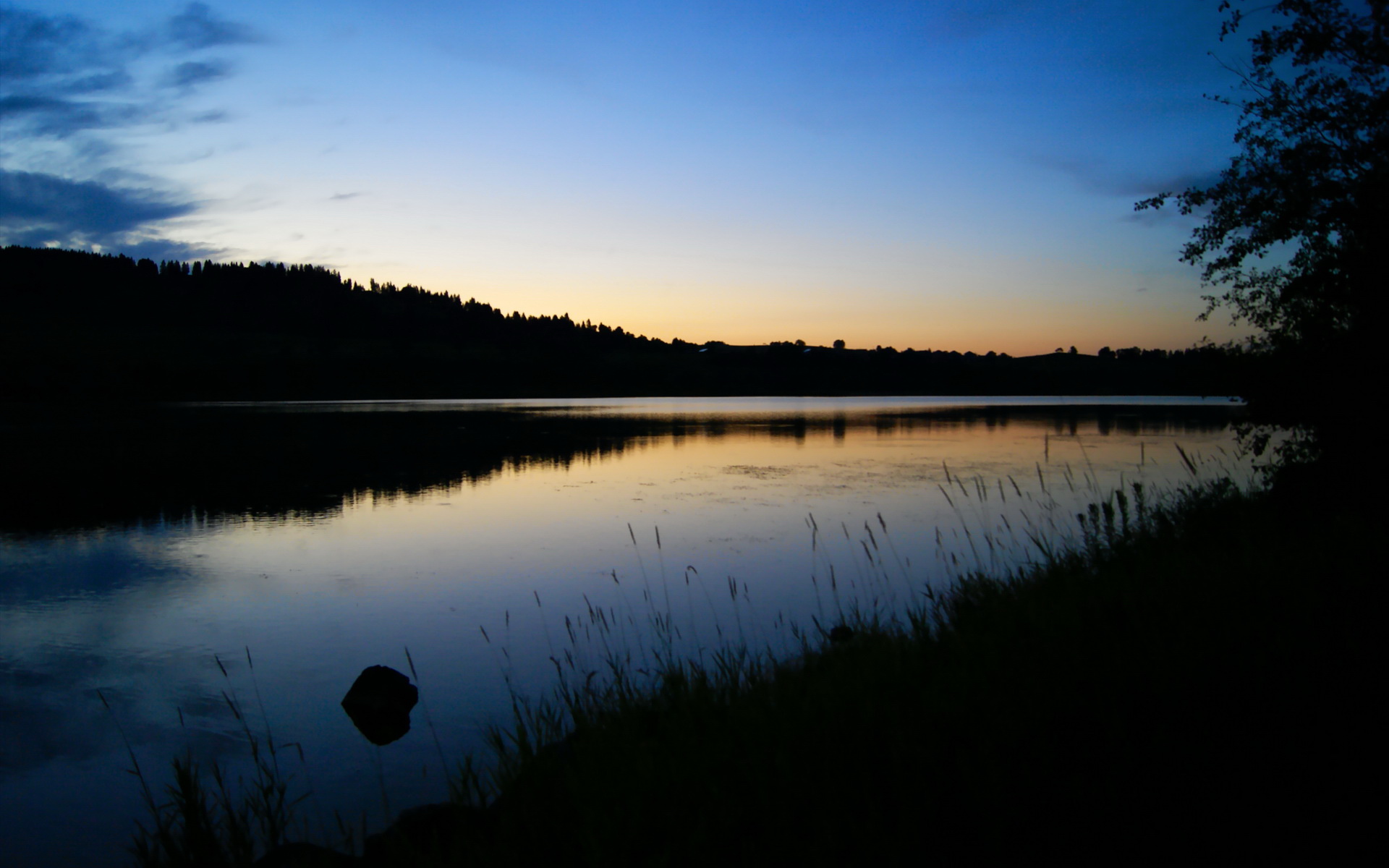 绿茵智慧映照硬木地板，当马刺遇见欧冠式铁笼战