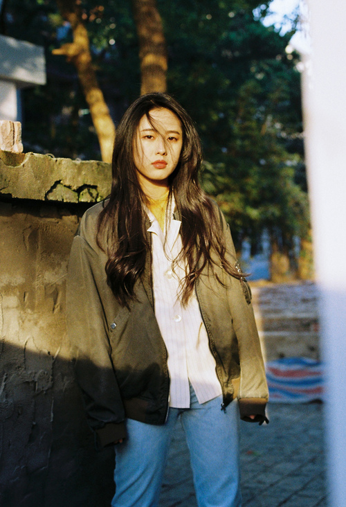 数据碰撞之夜,当76人的铁蹄踏过湖人,东契奇成为隐形标尺