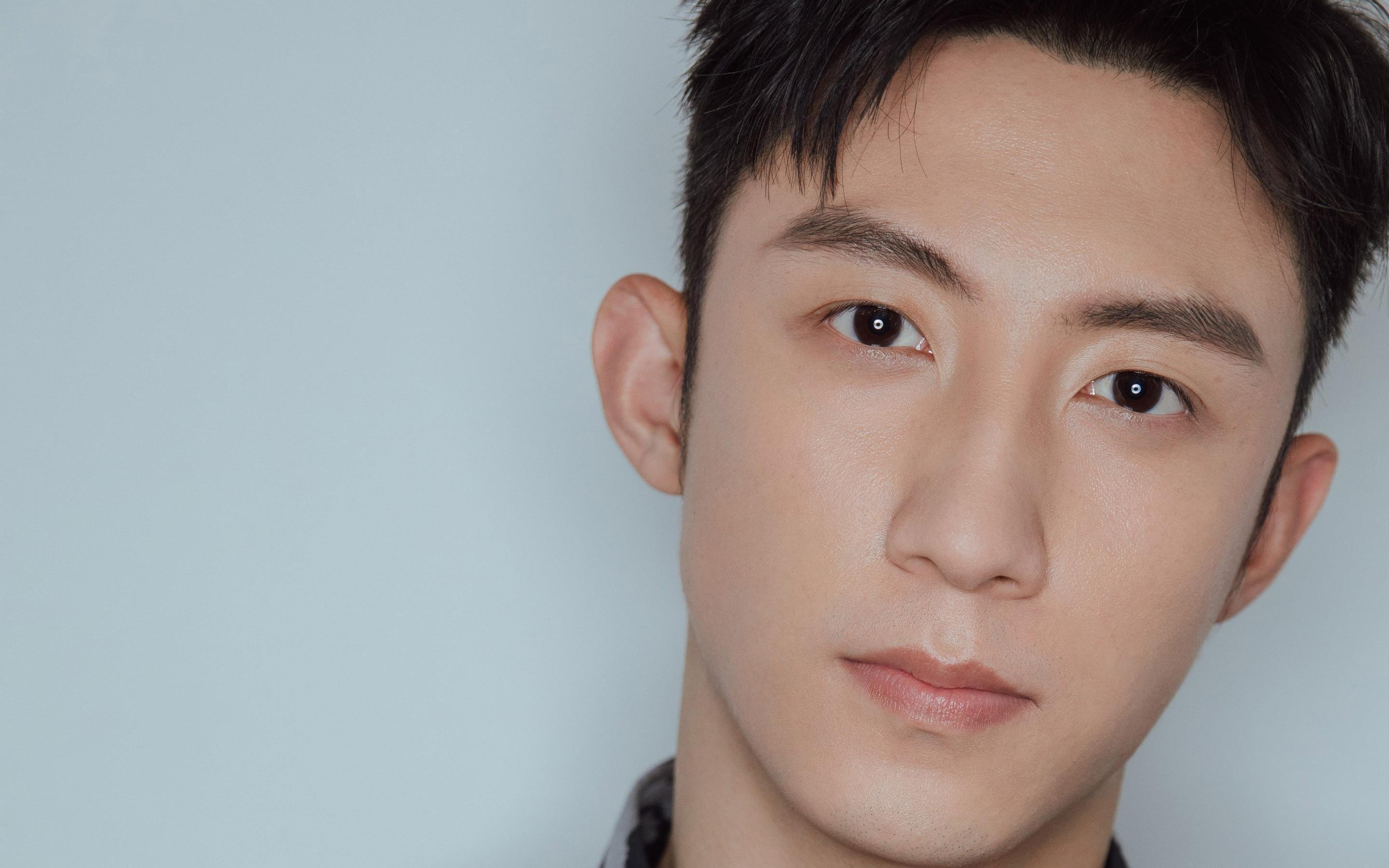 幽灵引擎与物理极限,锡安如何在F1街道赛之夜上演终极节奏掌控